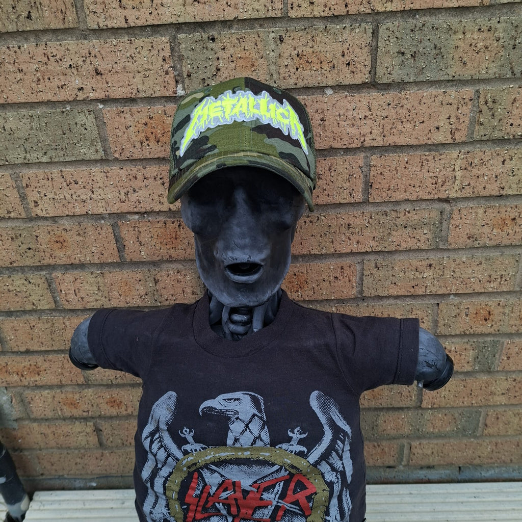 METALLICA - Splatter (Glow in the Dark) Logo - GREEN CAMO TRUCKER CAP