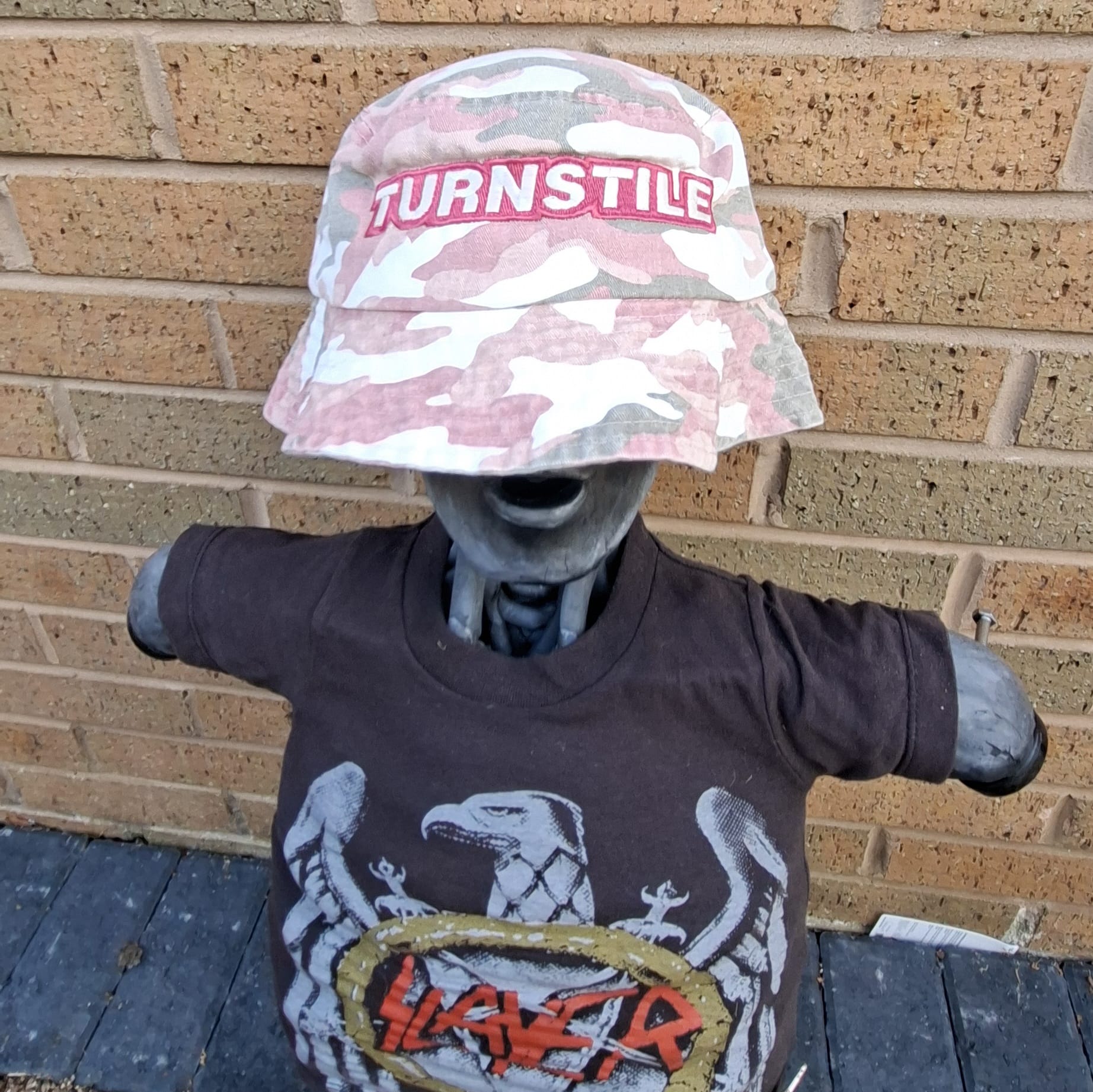 TURNSTILE - (Glow in the Dark) Logo - PINK CAMO BUCKET HAT