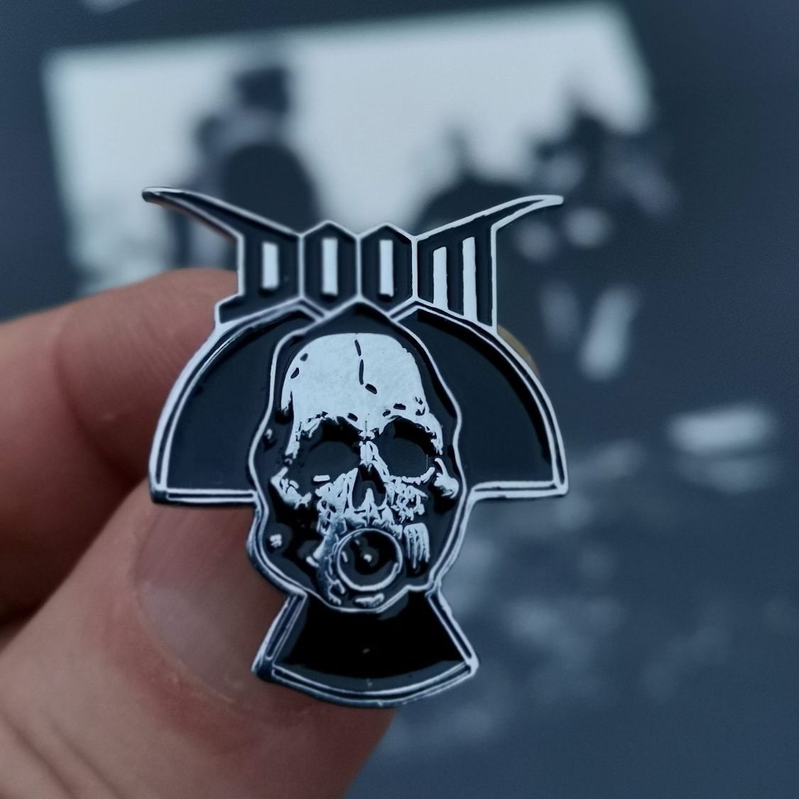 DOOM Gasmask Enamel Pin (Small)