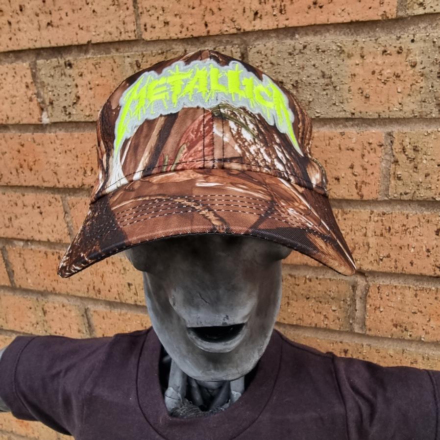 METALLICA - Splatter (Glow in the Dark) Logo LEAF CAMO BASEBALL CAP